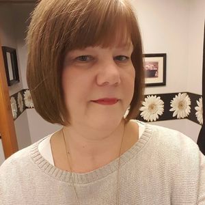 Meet your Posher, Sandi